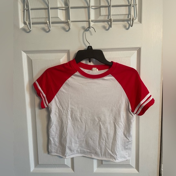 Garage Tops - Garage cropped T-shirt